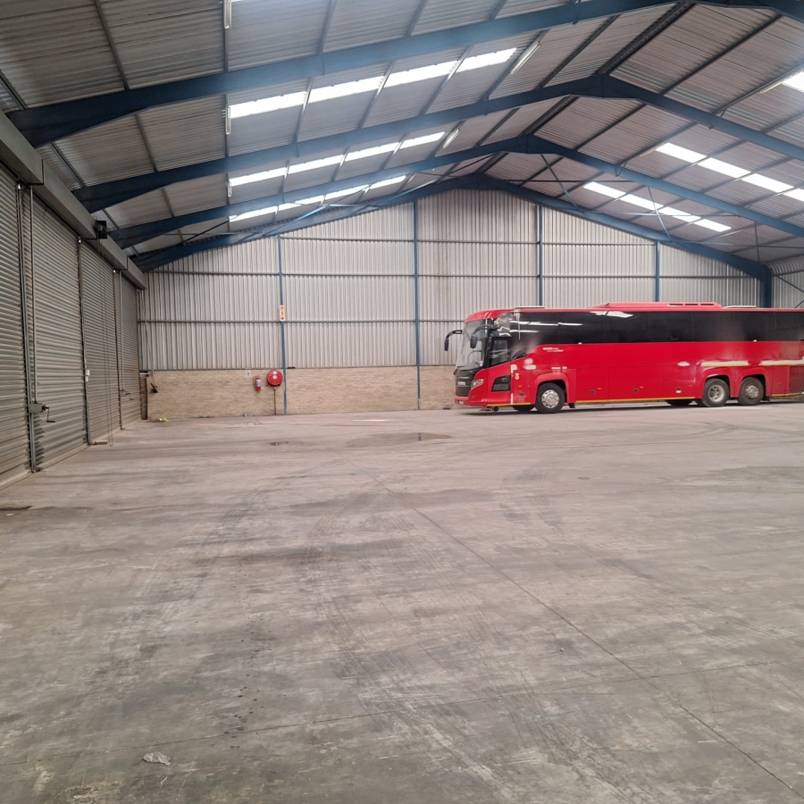 To Let Commercial Property for Rent in De Almeida Western Cape